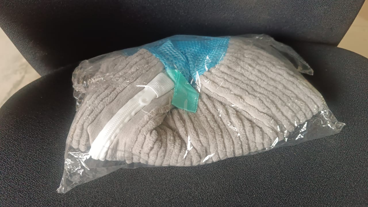 Heavy-Duty Reusable Shoe Washing Bag for Washing Machine (1 Pc) -01