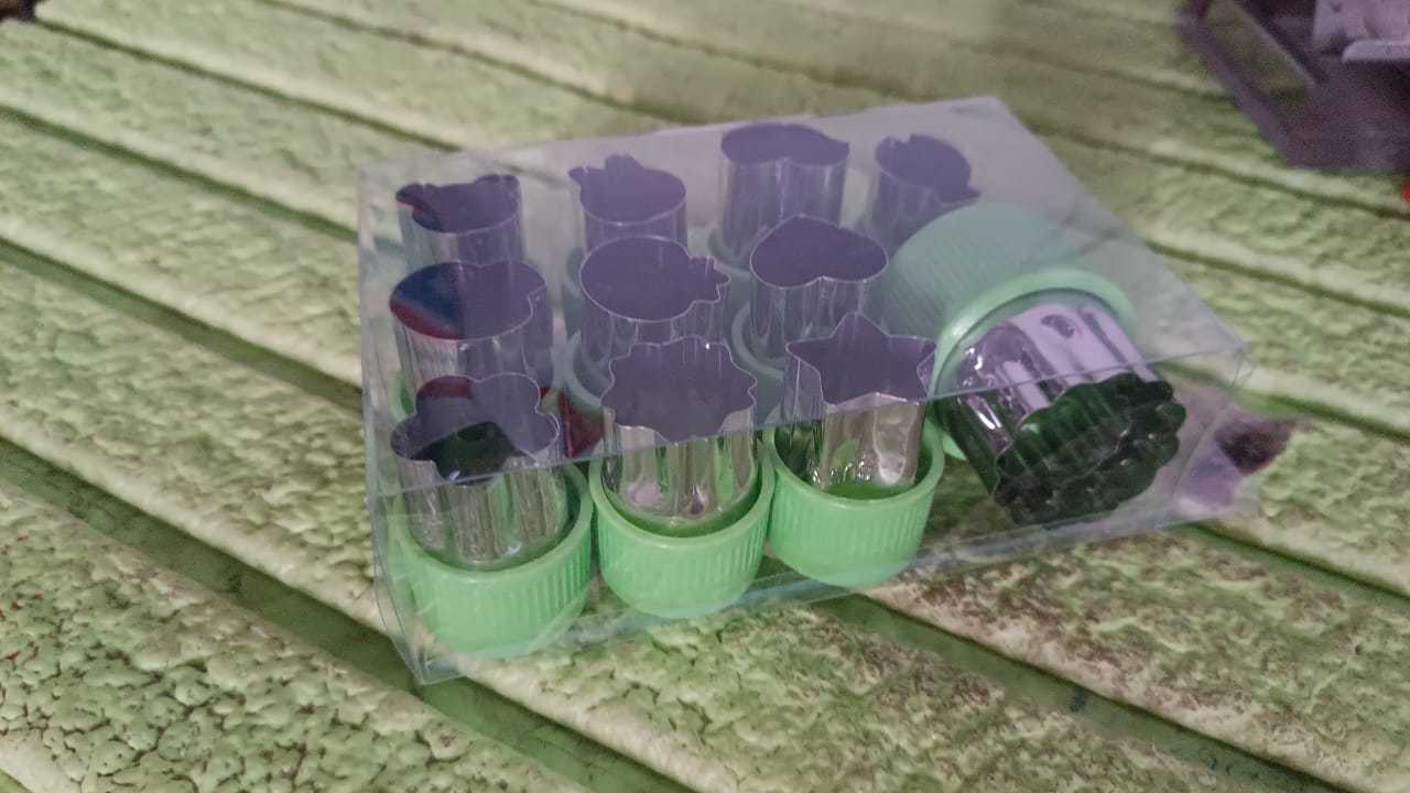 Stainless Steel Cookie Cutter Shapes Set, Baking Cooking Food Decoration (12 Pcs Set)